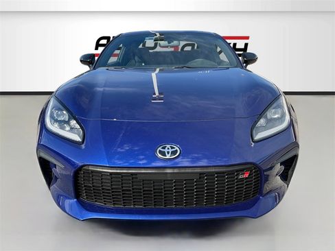 Used 2024 Toyota GR86 Premium image 2