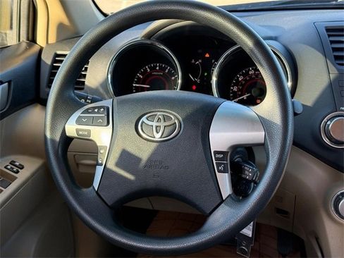 Used 2012 Toyota Highlander 4WD image 13