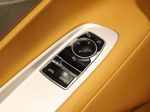 Used 2020 Chevrolet Corvette Stingray Premium Cpe w/ 3LT Preferred Equipment Group RWD image 17