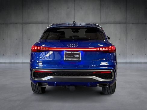 Certified 2025 Audi Q5 Premium Plus w/ Premium Plus AWD/4WD image 4