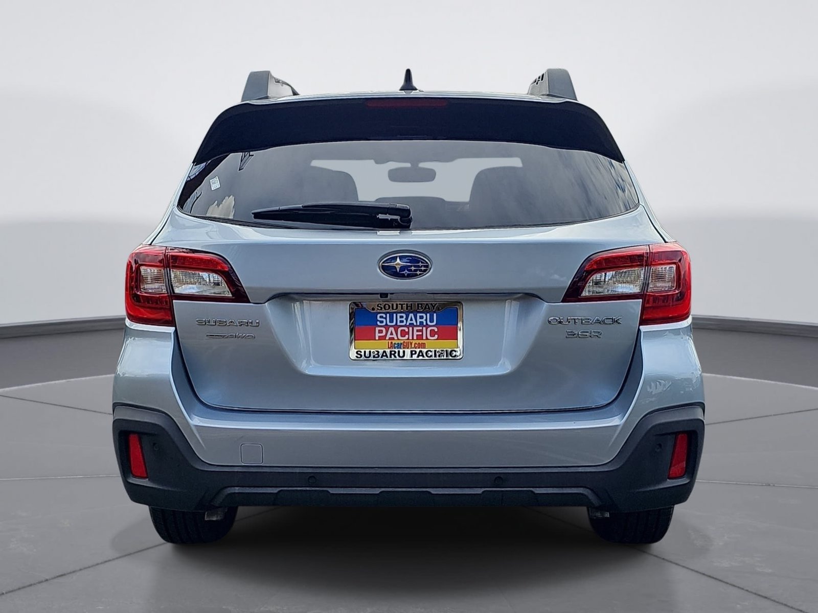Used 2019 Subaru Outback 3.6R Limited AWD/4WD image 4