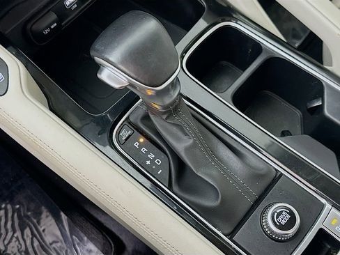 Used 2023 Kia Telluride EX w/ EX Captain's Chair Package image 33