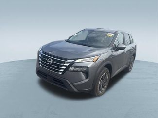 Used 2025 Nissan Rogue SV FWD video 3