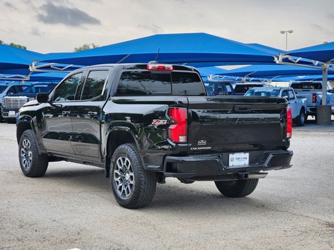 Used 2024 Chevrolet Colorado Z71 w/ Z71 Convenience Package 2 AWD/4WD image 4