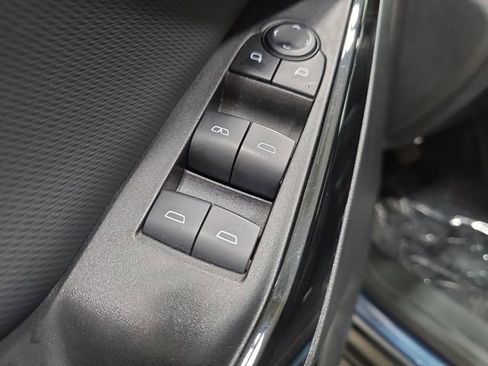 Used 2025 Chevrolet Equinox LT image 26