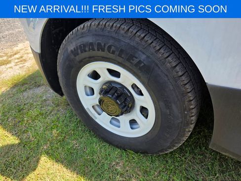 Used 2024 Chevrolet Brightdrop 400 w/ Commercial Equipment Package AWD/4WD image 6