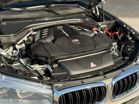 Used 2016 BMW X5 M image 13