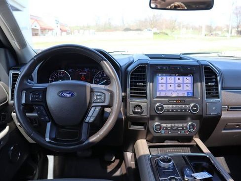 Used 2019 Ford Expedition Max Limited w/ Equipment Group 301A image 11