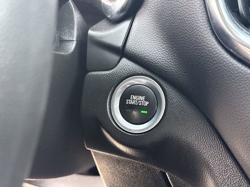 Used 2024 Chevrolet Equinox LT image 36