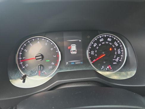 Used 2022 Toyota RAV4 XLE Premium FWD image 20