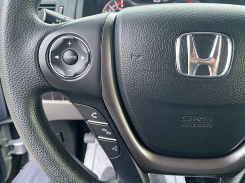 Used 2017 Honda Pilot LX image 24