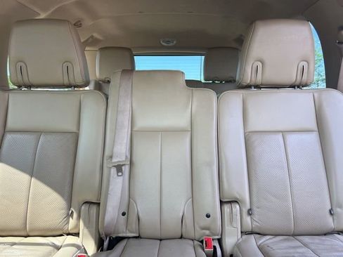Used 2014 Ford Expedition EL XLT w/ Equipment Group 202A AWD/4WD image 27