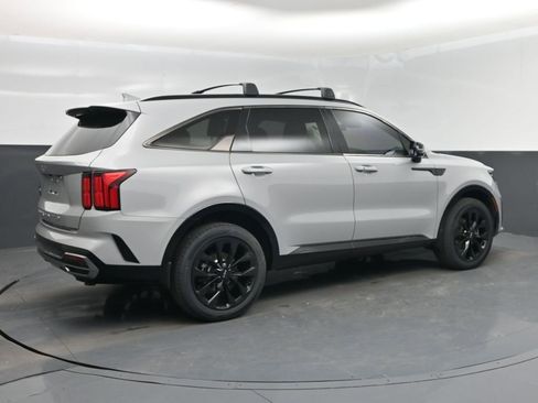 Used 2022 Kia Sorento SX AWD/4WD image 3