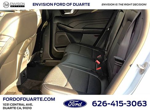 New 2025 Ford Escape SE image 25