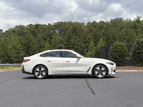 Used 2023 BMW i4 eDrive40 w/ Premium Package RWD image 5