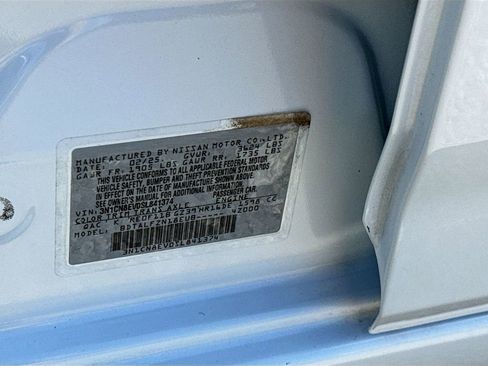 Used 2025 Nissan Versa SV image 29