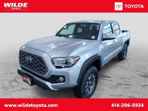 Used 2023 Toyota Tacoma TRD Off-Road image 1