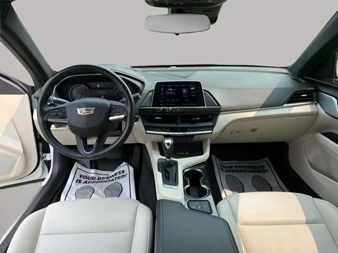 Used 2024 Cadillac CT4 Luxury w/ Sun And Sound Package RWD image 9