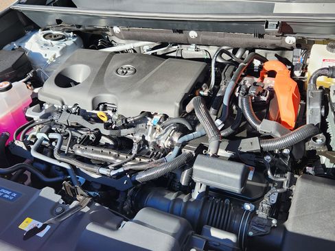 Certified 2025 Toyota RAV4 XLE image 16