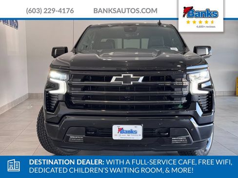 Certified 2025 Chevrolet Silverado 1500 High Country w/ Midnight Edition AWD/4WD image 3