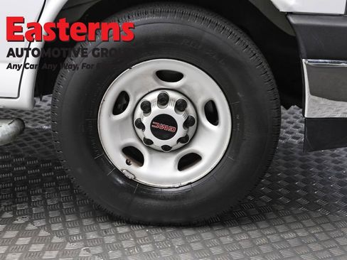 Used 2024 GMC Savana 2500 w/ Driver Convenience Package RWD image 28