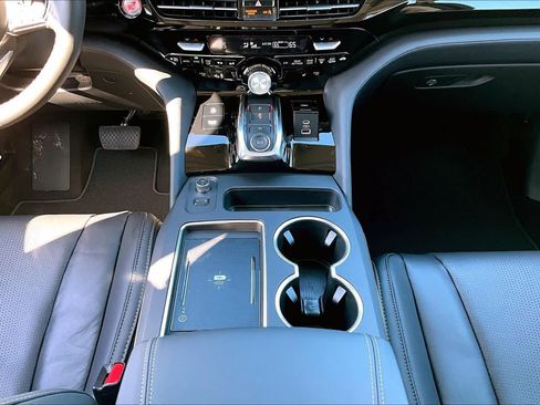 Certified 2026 Acura MDX FWD w/ Technology Package image 19