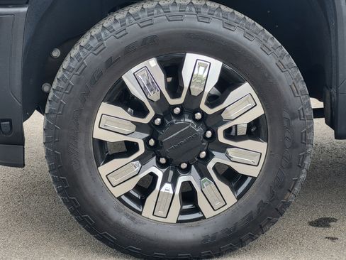 Used 2024 GMC Sierra 2500 Denali w/ Denali Reserve Package AWD/4WD image 10