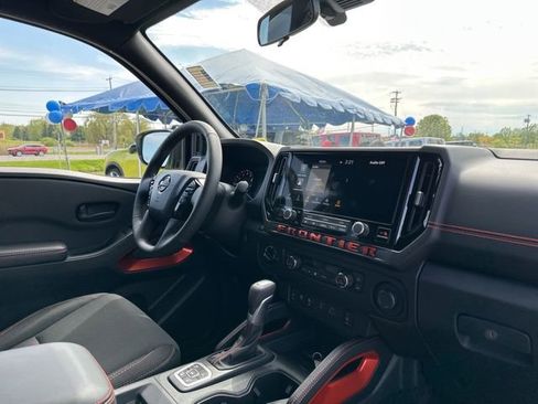 Certified 2026 Nissan Frontier PRO-4X w/ Tow Package AWD/4WD image 25