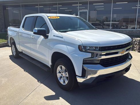 Used 2021 Chevrolet Silverado 1500 LT AWD/4WD image 1