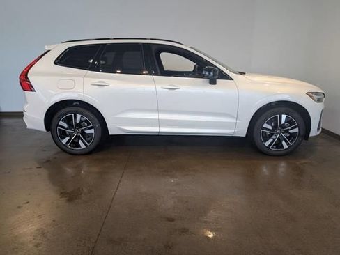 New 2026 Volvo XC60 B5 Plus w/ Protection Package Premier image 6