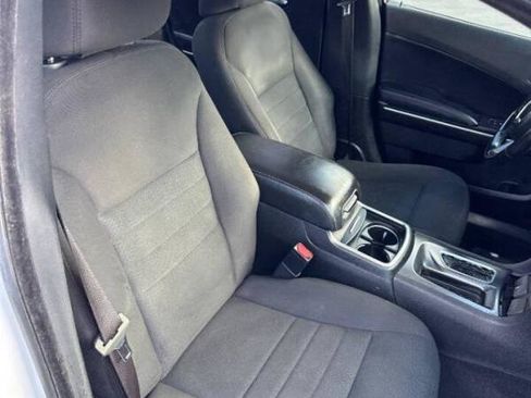 Used 2021 Dodge Charger Police RWD image 12