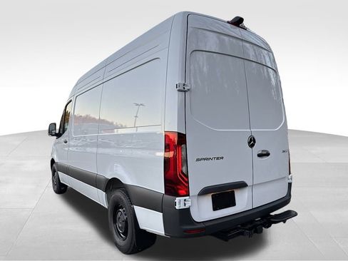 New 2025 Mercedes-Benz Sprinter 2500 image 3