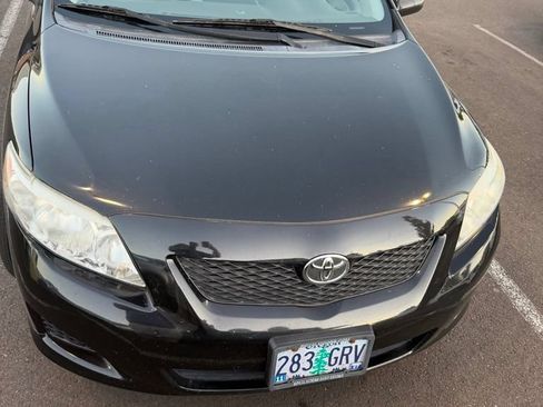 Used 2010 Toyota Corolla XLE w/ XLE EVP Pkg #2 FWD image 1