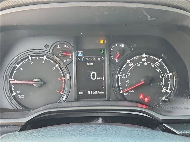 Used 2022 Toyota 4Runner SR5 AWD/4WD image 14