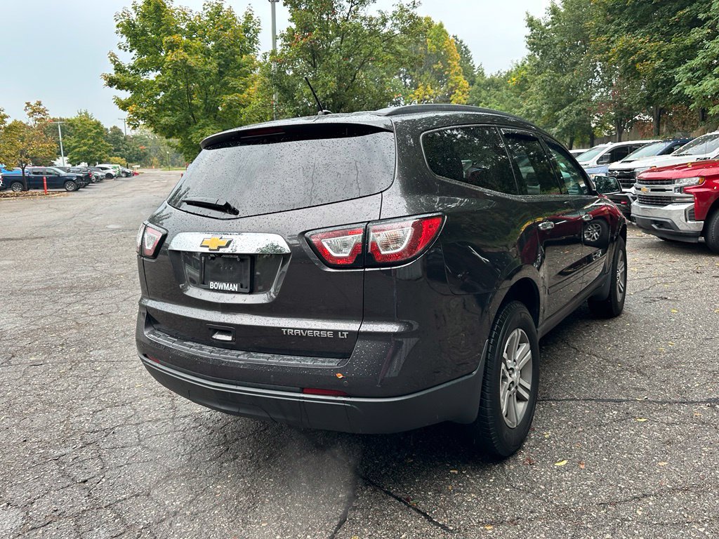 Used 2015 Chevrolet Traverse LT FWD image 5