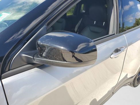 Used 2022 Jeep Compass Latitude FWD image 25