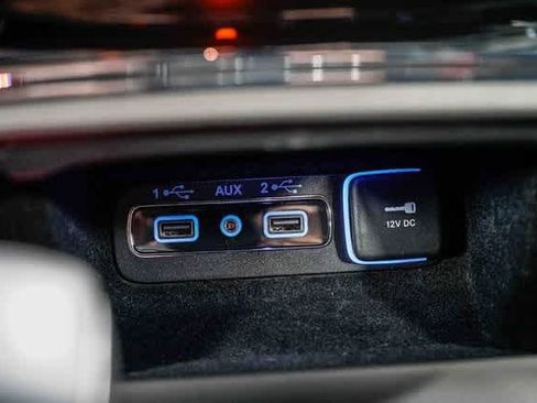 Used 2021 Jeep Grand Cherokee Limited image 22