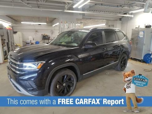 Used 2023 Volkswagen Atlas SEL AWD/4WD image 2
