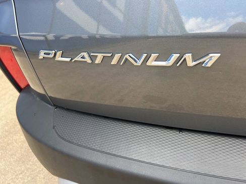 Used 2025 Ford Escape Platinum image 7