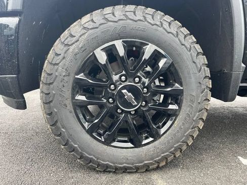 New 2026 Chevrolet Silverado 2500 LT w/ Trail Boss Package AWD/4WD image 7