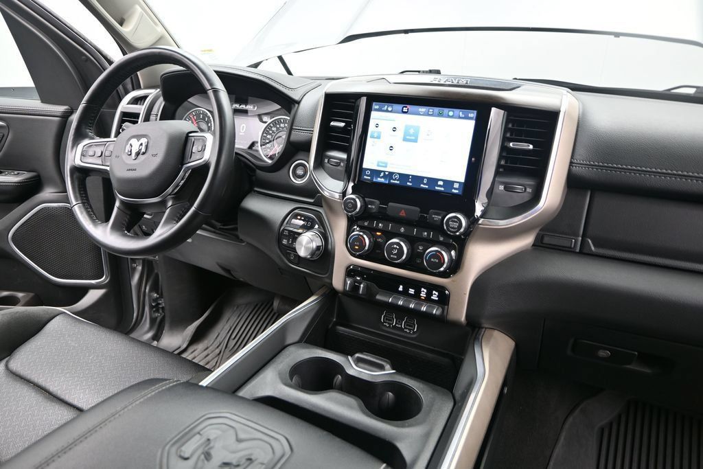Used 2022 RAM 1500 Laramie AWD/4WD image 32