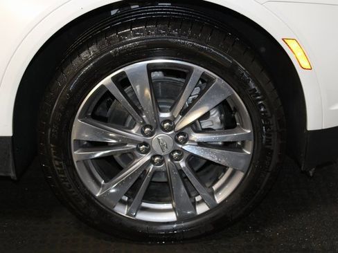 Used 2025 Cadillac XT5 Premium Luxury image 30