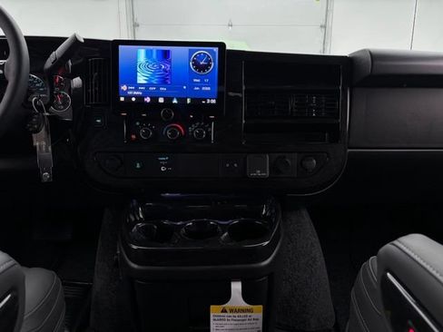 New 2026 GMC Savana 2500 w/ Driver Convenience Package RWD image 27