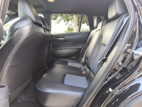 Used 2024 Toyota Corolla Cross AWD Hybrid w/ Convenience Package image 31