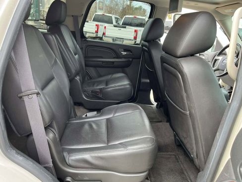Used 2014 GMC Yukon Denali image 24