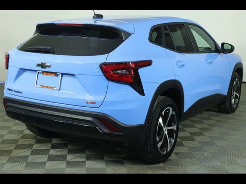 Certified 2024 Chevrolet Trax RS FWD image 15