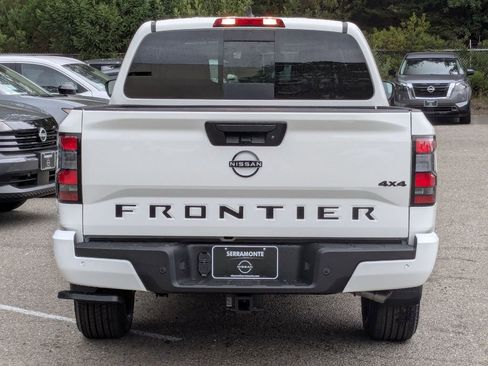 New 2026 Nissan Frontier SV w/ Tow Package image 6