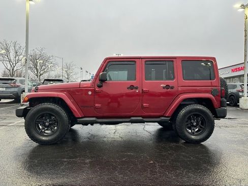 Used 2012 Jeep Wrangler Altitude image 7
