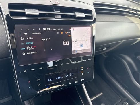 Used 2022 Hyundai Santa Cruz Limited image 25