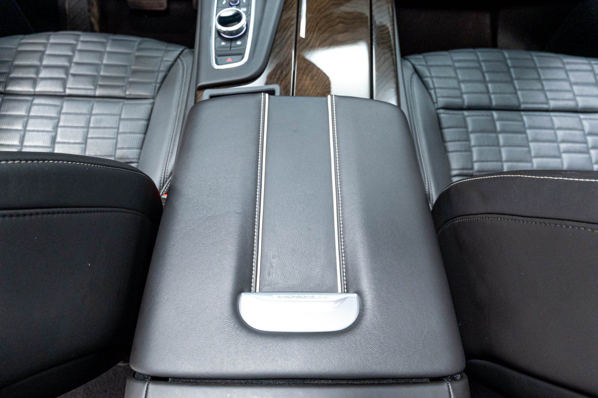 Used 2024 Cadillac Escalade Sport Platinum AWD/4WD image 32